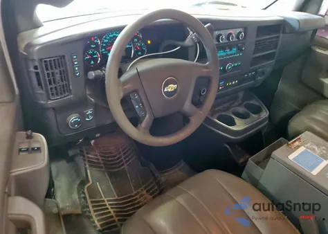 2018 Chevrolet Express G2500 from USA, damaged, VIN 1GCWGAFP5J1173718